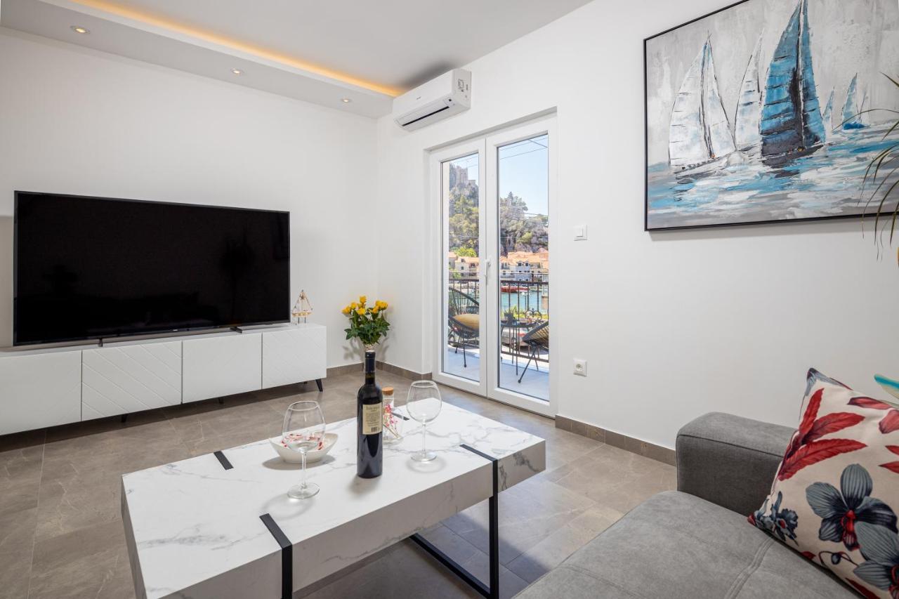Apartment Navika Omiš Exteriér fotografie
