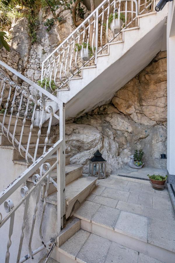 Apartment Navika Omiš Exteriér fotografie