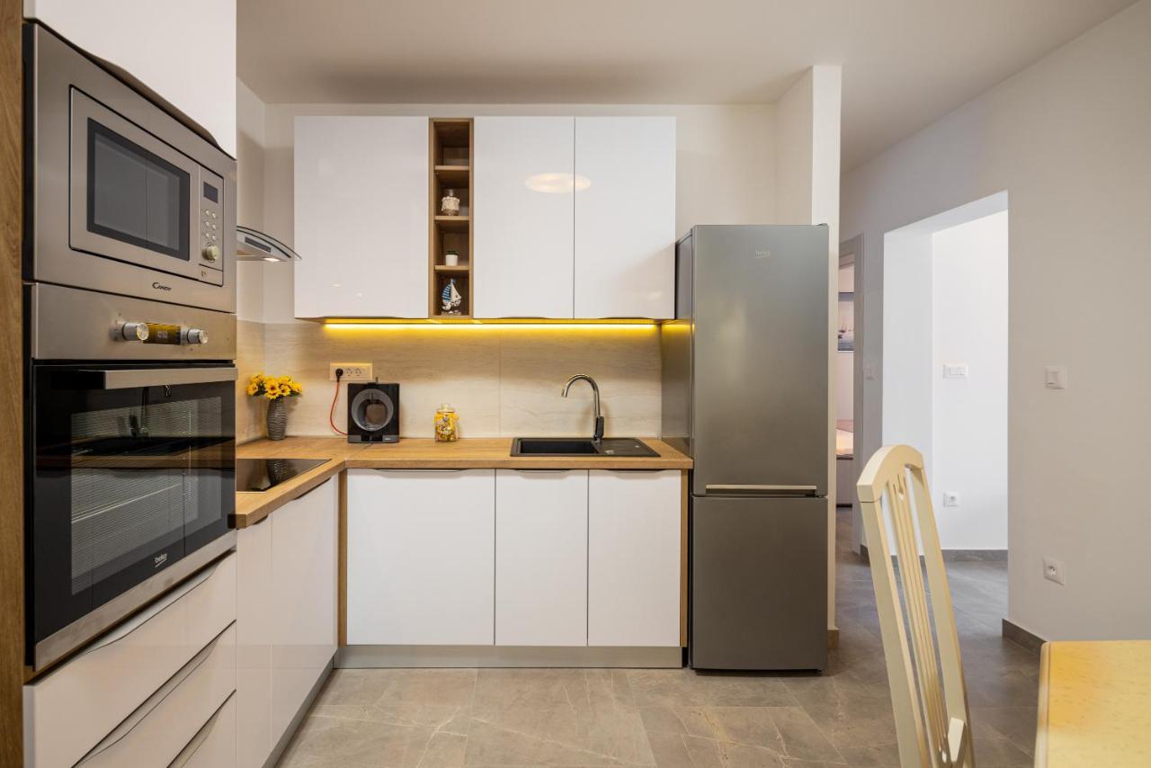 Apartment Navika Omiš Exteriér fotografie